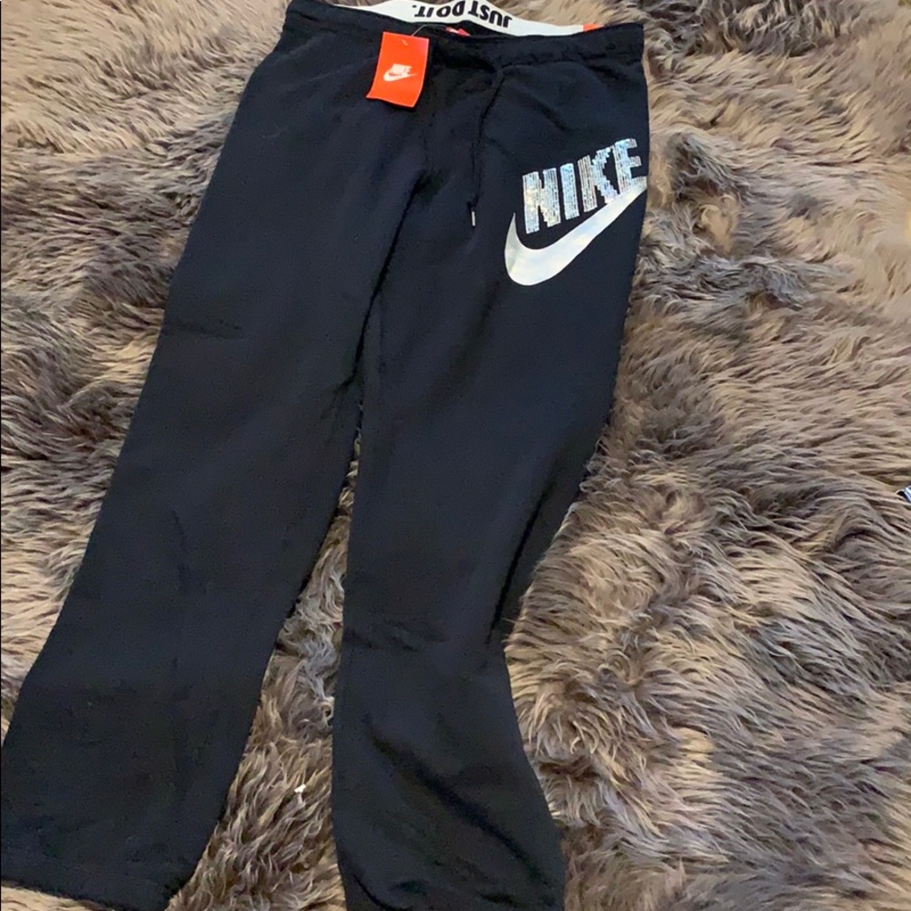 Nike Sweatpants - Regular Fit - New with Tags